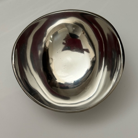 Set Of 3 Different Shaped Pewter Metal Bowls - Picture 5 of 6